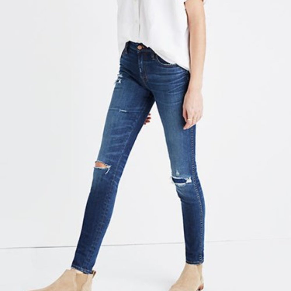 Madewell 9” High Riser Skinny Skinny Jeans in Distressed / Ripped and Patch, 24